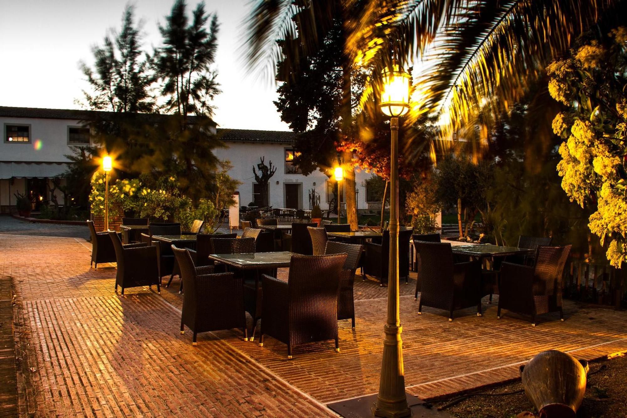 Hotel & Spa La Salve Torrijos Exterior photo